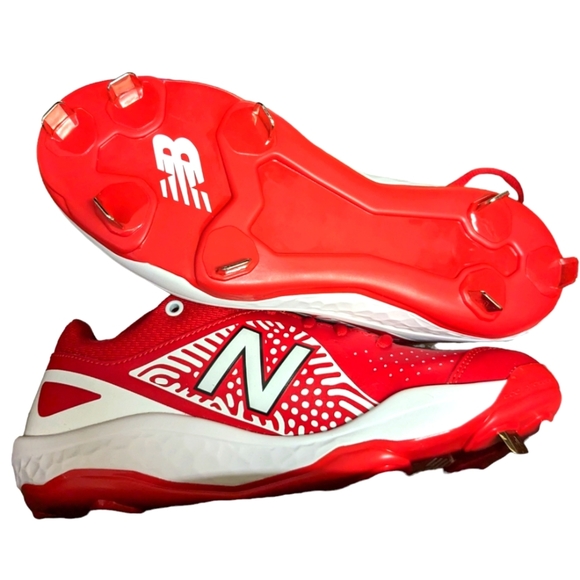 New Balance Fresh Foam/Fast Pitch/Toe Protect/Velo R2 Metal Cleats. NWT/Box - Picture 1 of 11